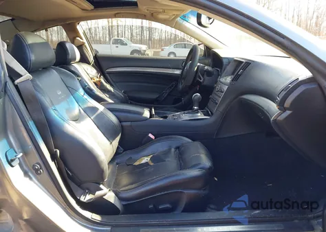 2010 Infiniti G37 Journey z USA, uszkodzony, nr VIN JN1CV6EK5AM100846